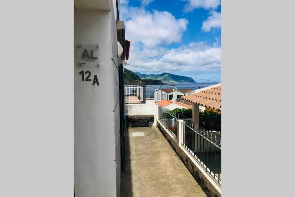 Apartamento Vista Do Mar A Ribeira Quente Exterior photo